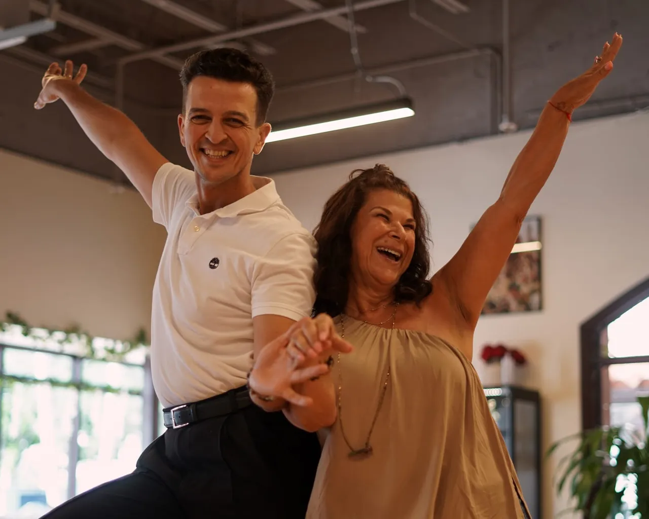 Swing dance lessons in Fort Lauderdale