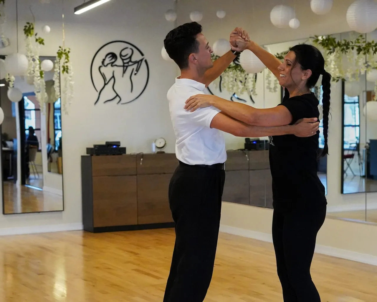 Waltz dance lessons in Fort Lauderdale